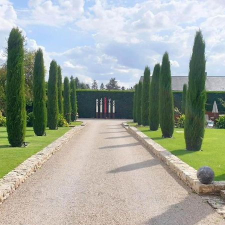 Bed and Breakfast Les Loges De Saint Eloi Pontlevoy Exterior foto