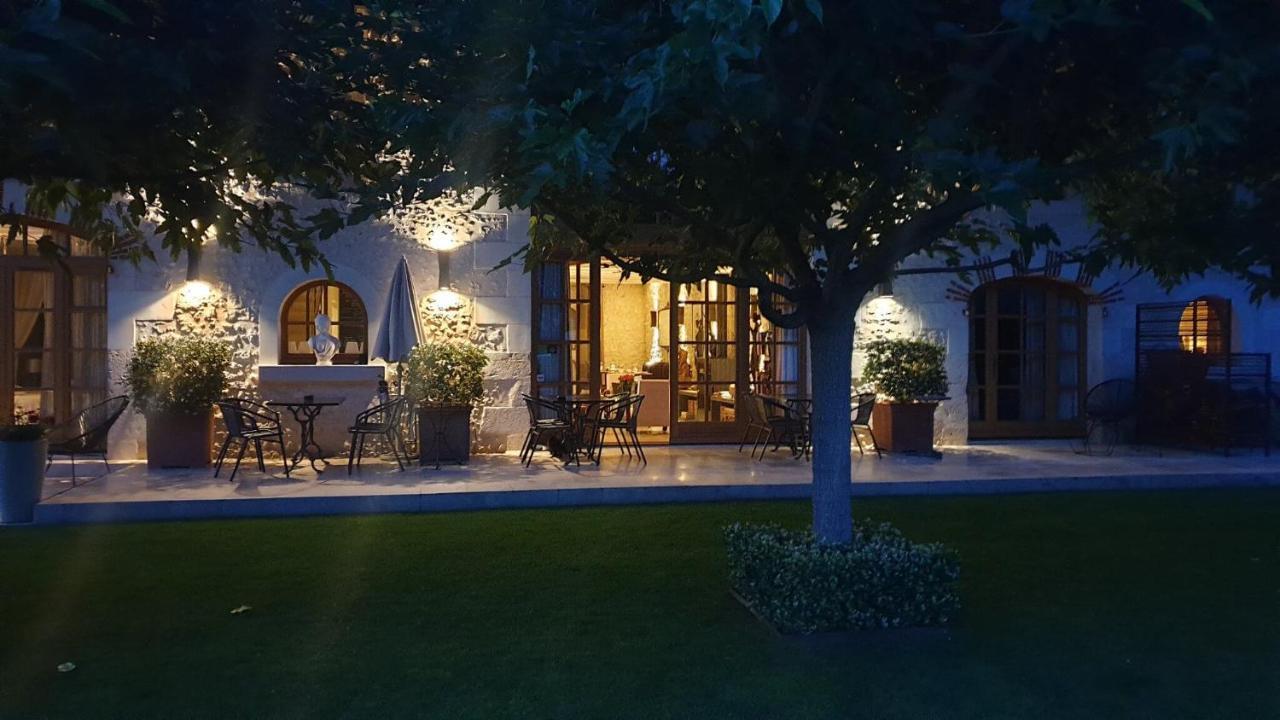 Bed and Breakfast Les Loges De Saint Eloi Pontlevoy Exterior foto
